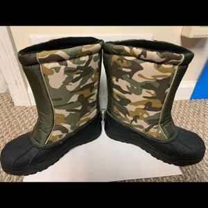 Winter boots